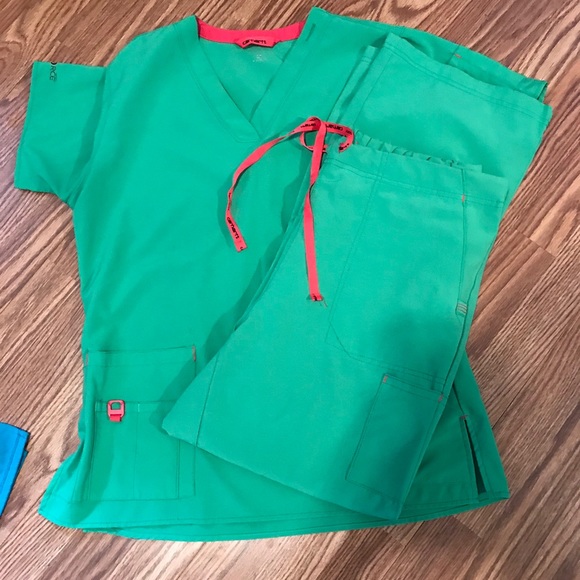 Carhartt scrubs